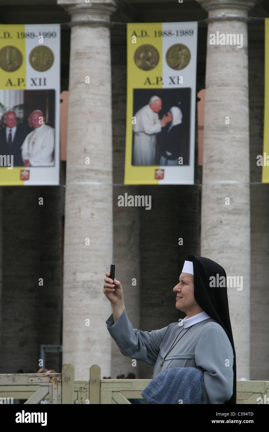 people in saint peter's square before the beatification of pope john ...