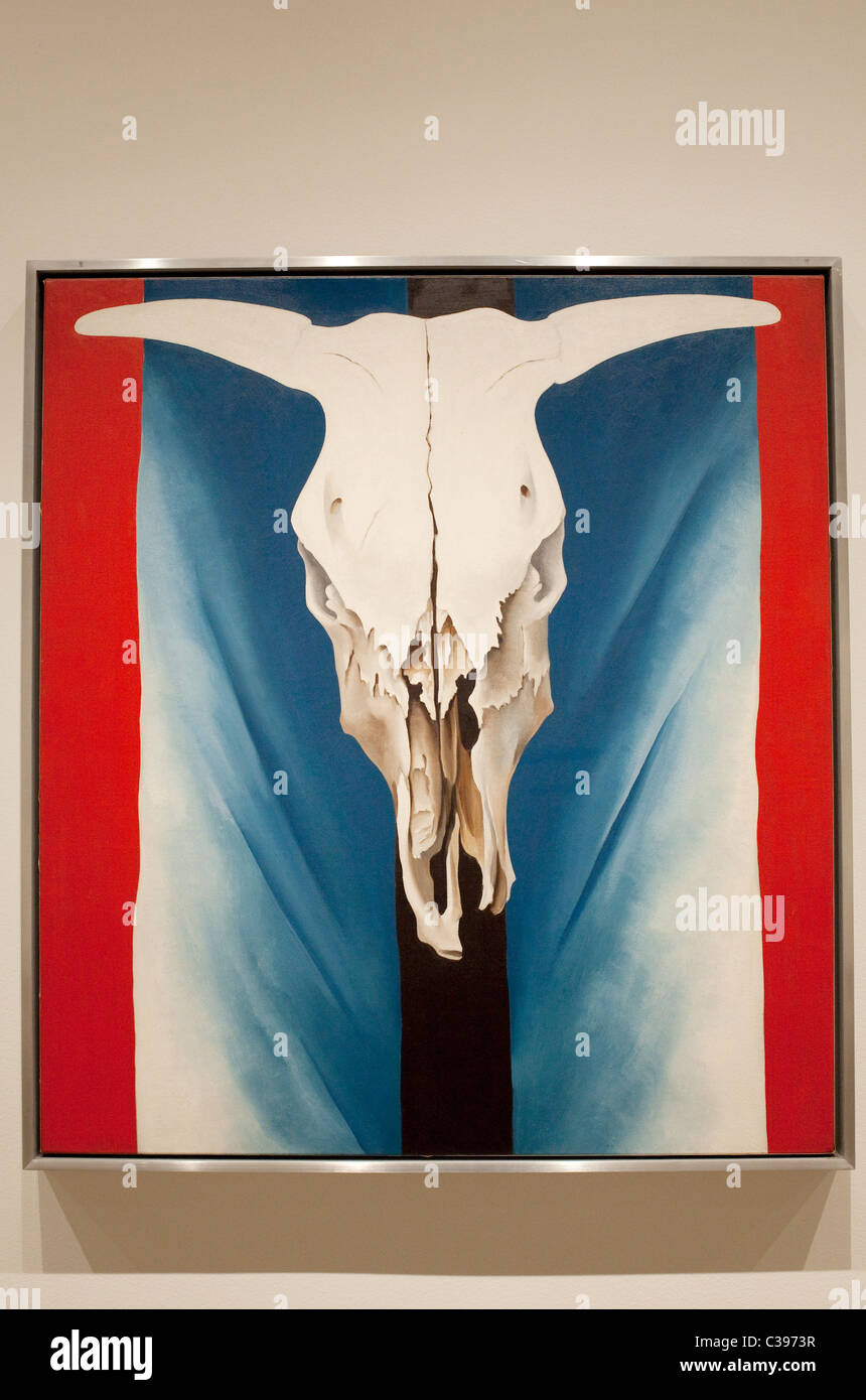 Painting of cattle skull by artist Georgia O'Keefe in Metropolitan Museum of Art New York City USA Stock Photo