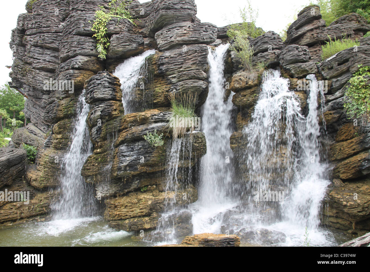Rocks and small waterfalls hi-res stock photography and images - Alamy