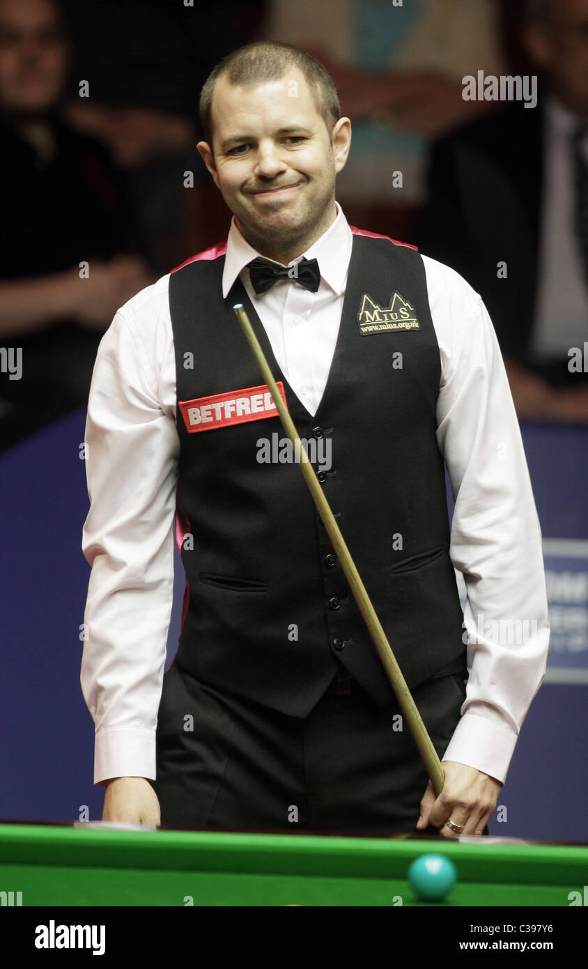 Barry hawkins hi-res stock photography and images