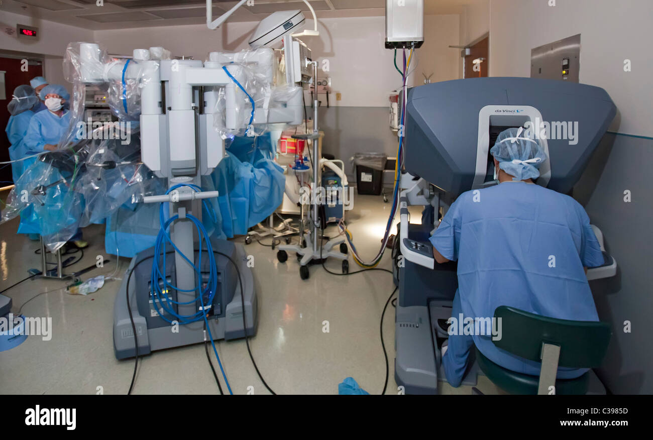 Robotic Surgery in Hospital Operating Room Stock Photo - Alamy