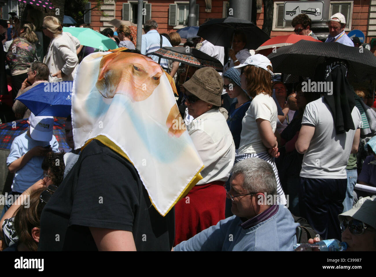 people celebrating the beatification of pope john paul the second ...