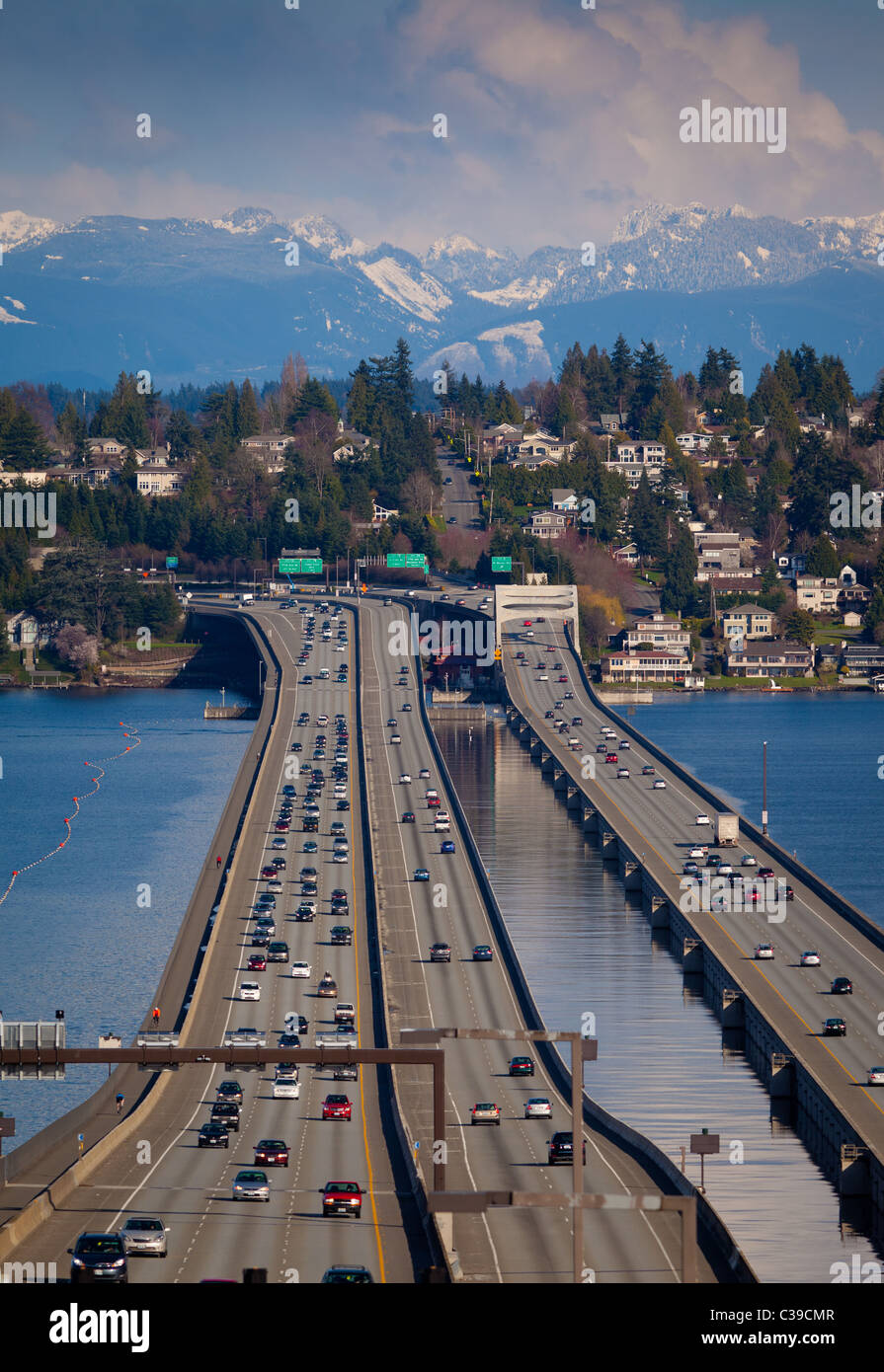 I-90 floating bridge in Seattle, crossing Lake Washington Stock Photo