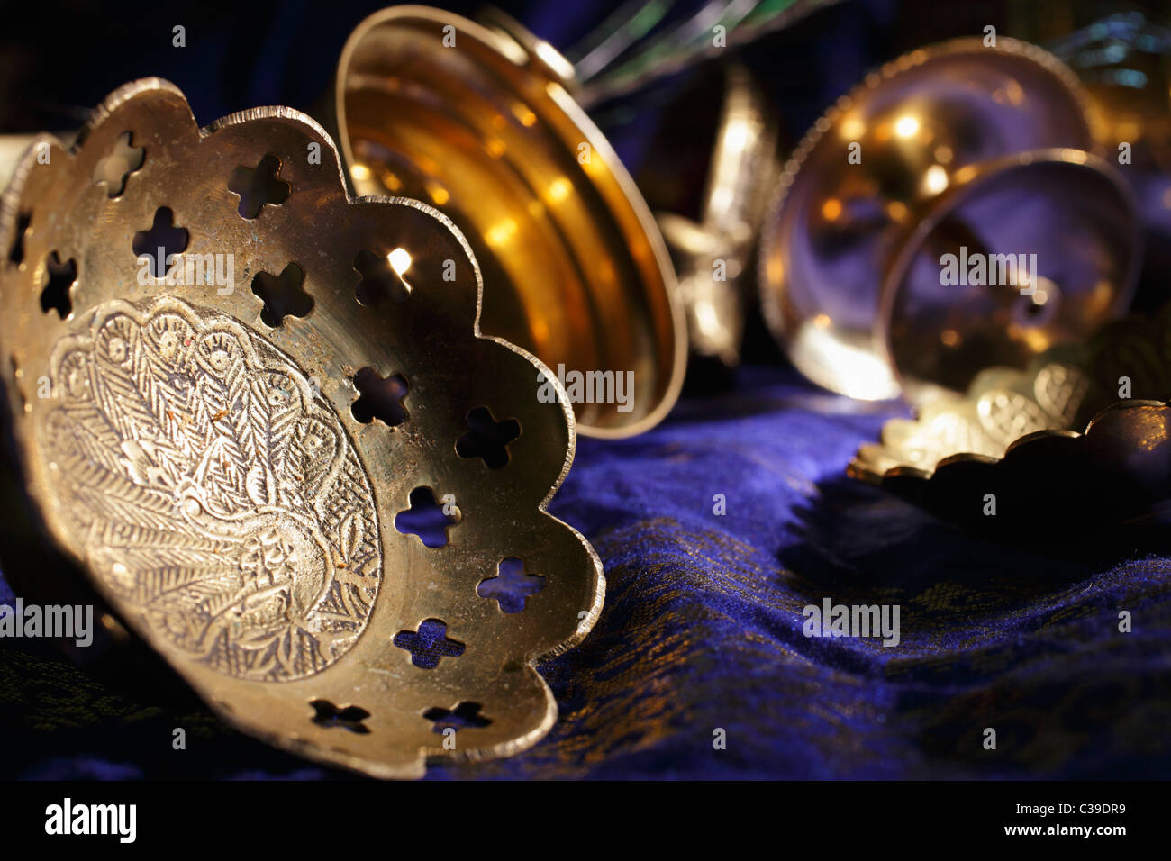 Indian artifacts hi-res stock photography and images - Alamy