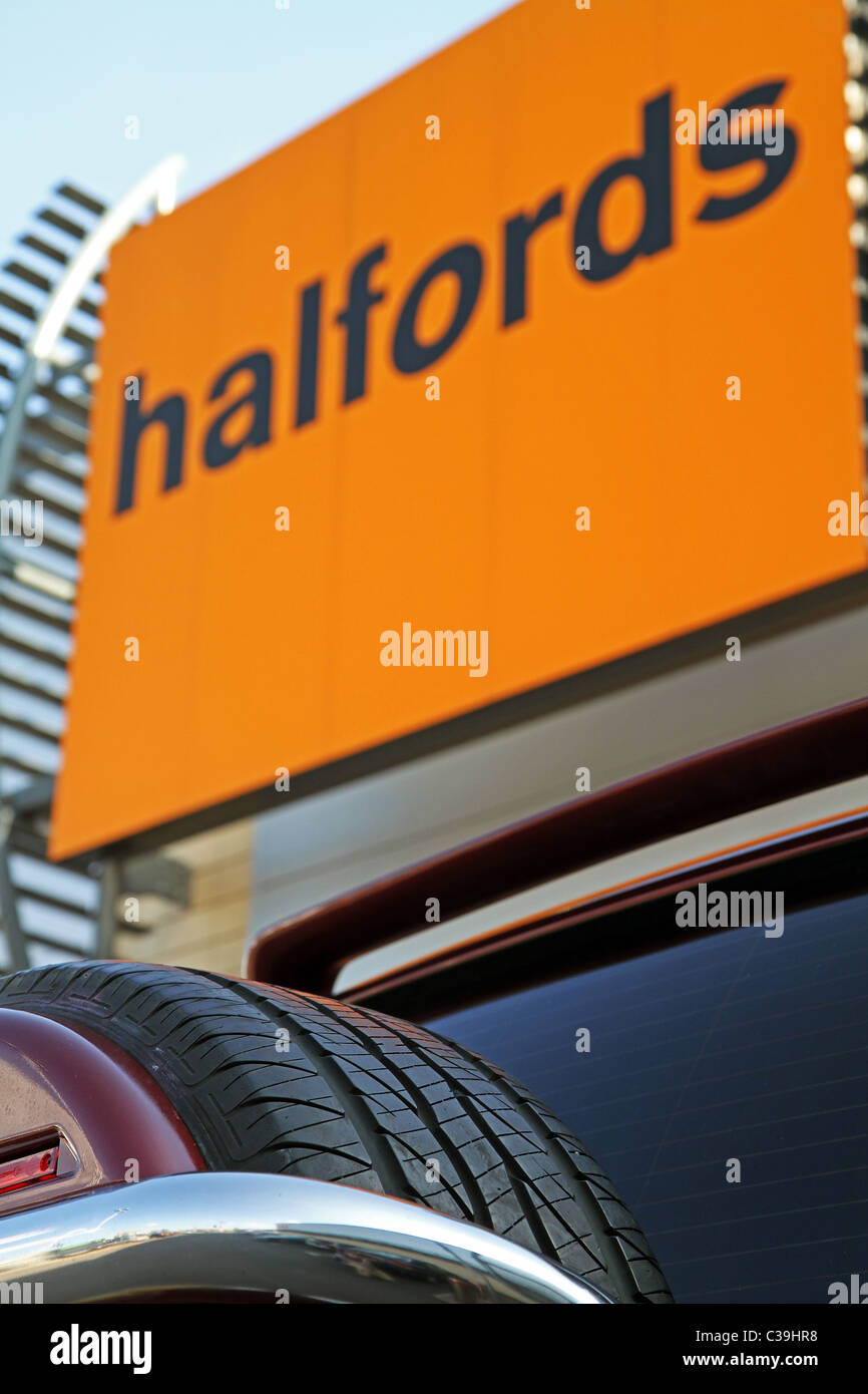 halfords-logo-hi-res-stock-photography-and-images-alamy