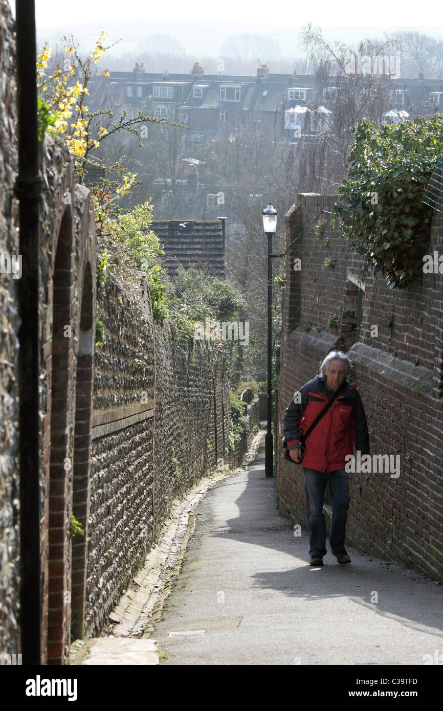 Green Lane - a steeply rising 'twitten' near the centre of Lewes, East Sussex. Stock Photo