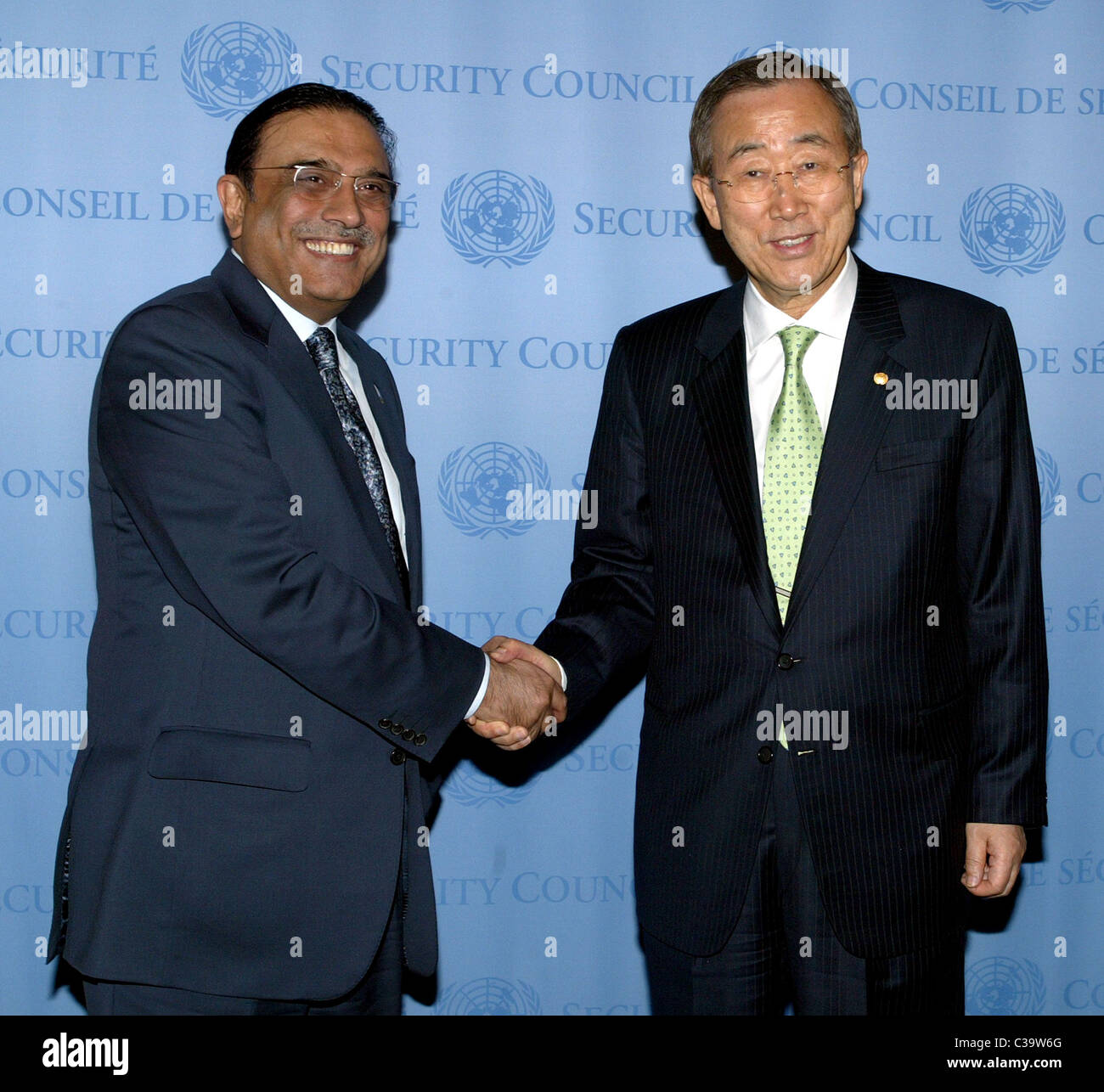 Pakistani President Asif Ali Zardari meets with UN Secretary General Ban Ki-Moon at the United Nations New York City, USA - Stock Photo