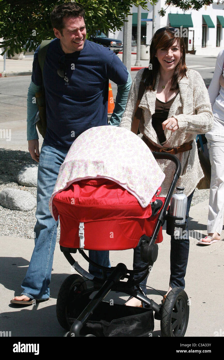 Alyson Hannigan pushing her seven week old baby, Satyana, in a stroller(01)