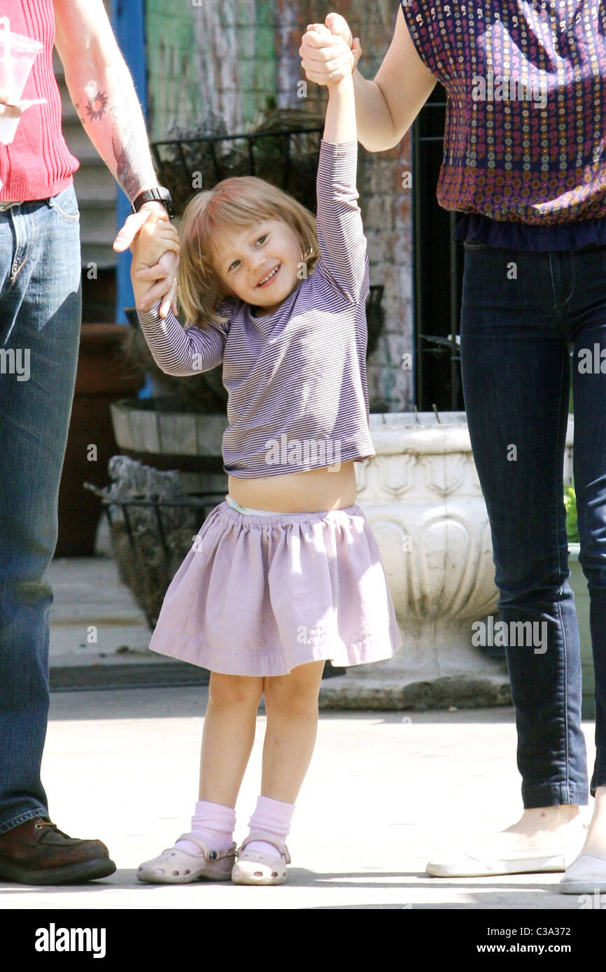 Michelle williams matilda ledger out hires stock photography and(02)