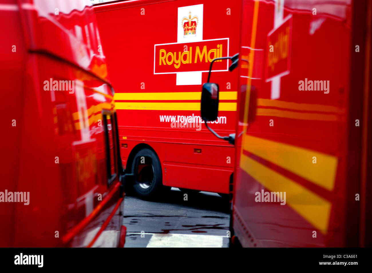Office depot delivery truck hires stock photography and images Alamy