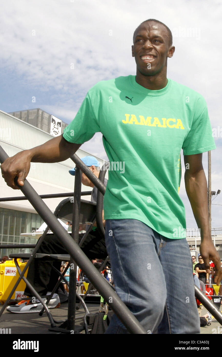 Usain bolt puma hi-res stock photography and images - Alamy