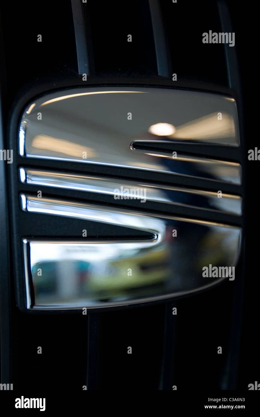 The SEAT emblem that adorns the front of their cars Stock Photo