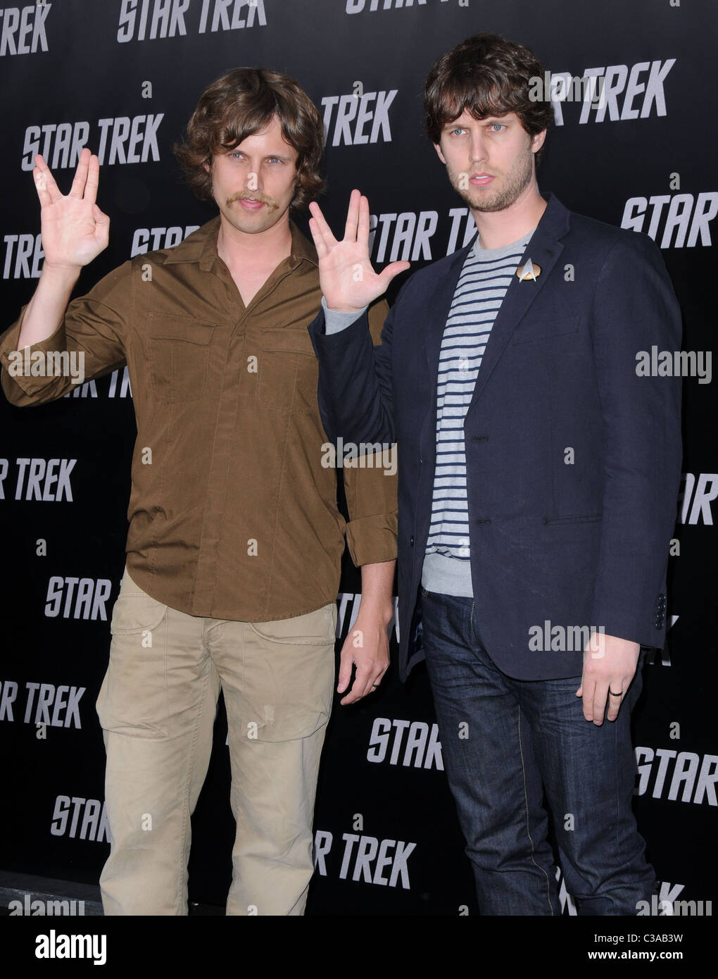 Jon Heder and twin brother Dan Heder Los Angeles Premiere of 'Star Trek' -  Arrivals at Grauman's Chinese Theatre Los Angeles Stock Photo - Alamy