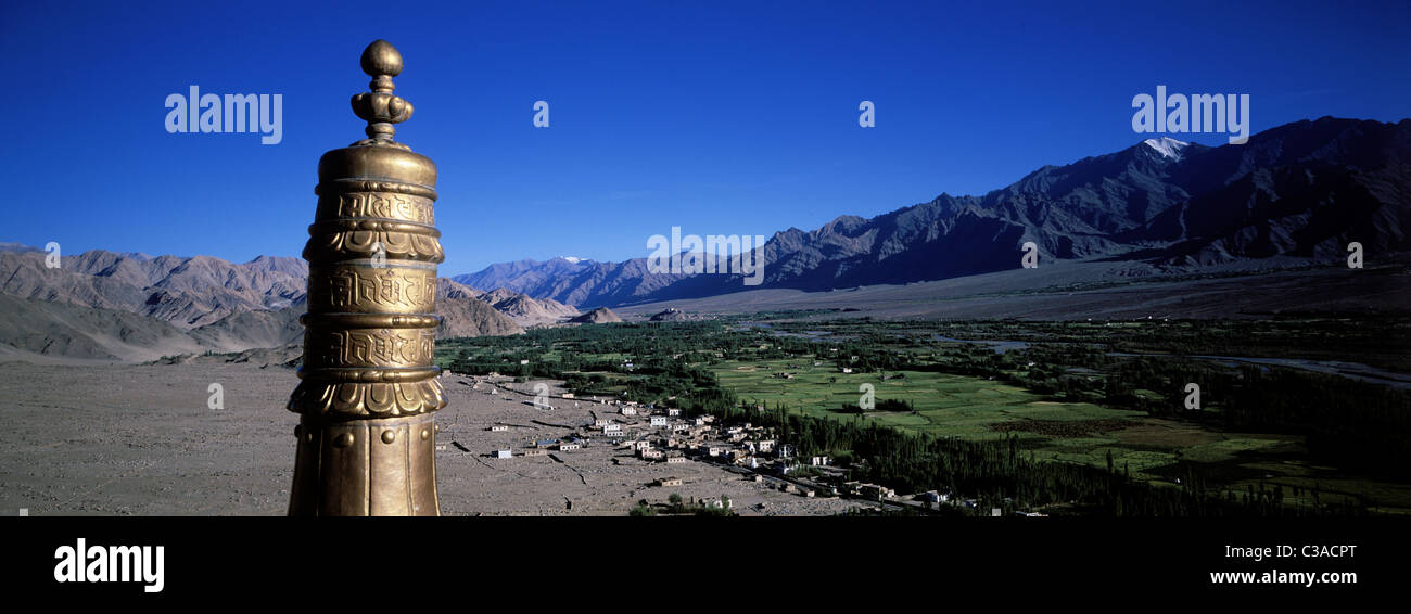 India, Jammu and Kashmir State, Ladakh, Thiksey, panoramic view from the monastery terraces Stock Photo
