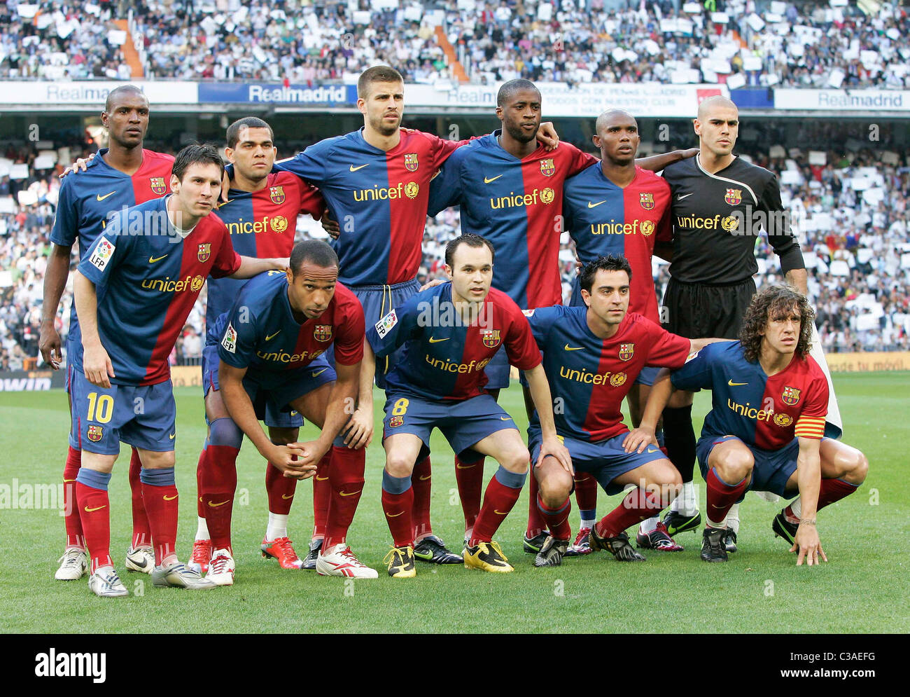 The FC Barcelona team Real Madrid vs FC Barcelona game at Santiago Bernabeu  Stadium. Barcelona wins 6-2 over Real Madrid Stock Photo - Alamy