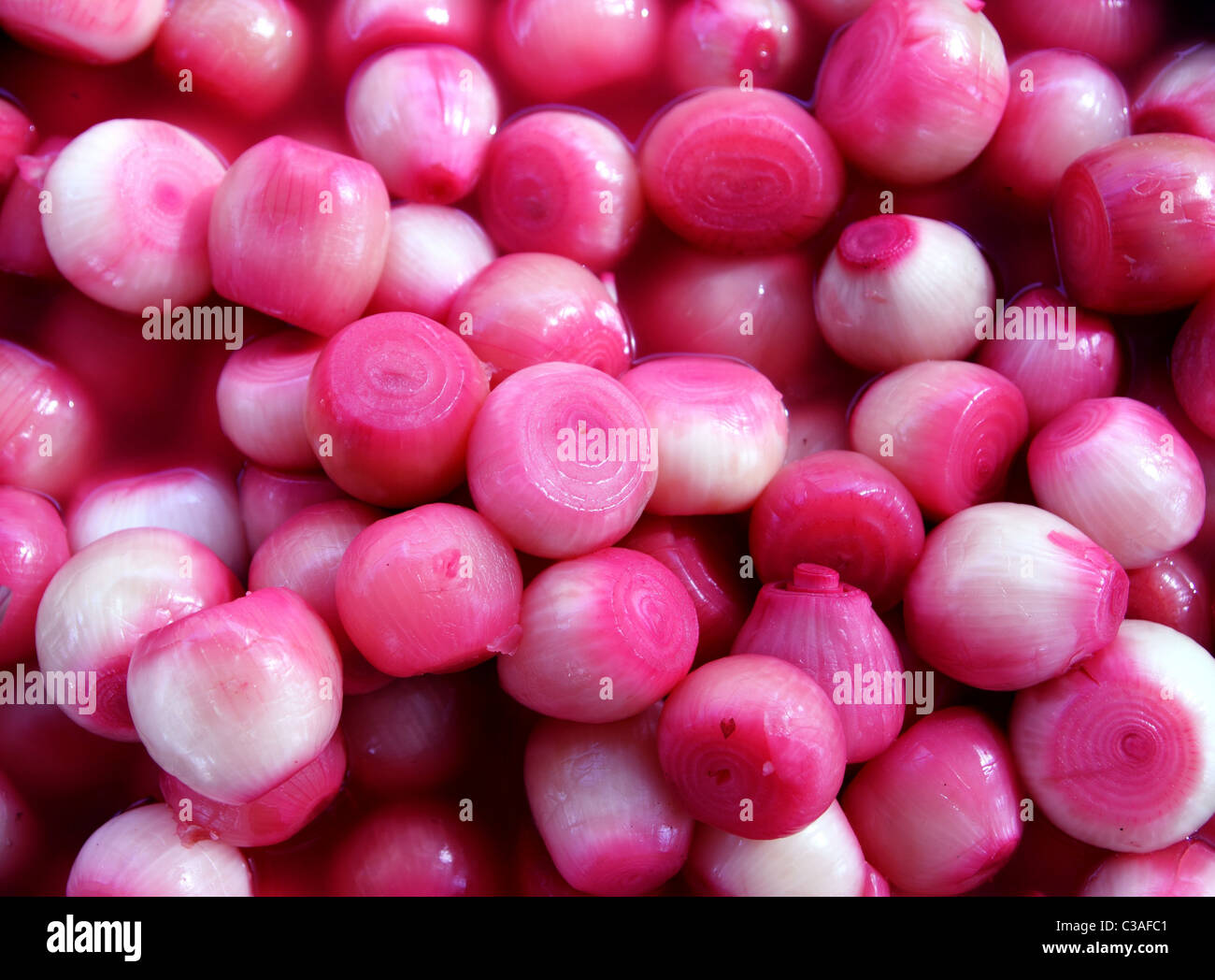 Pink onion hi-res stock photography and images - Alamy