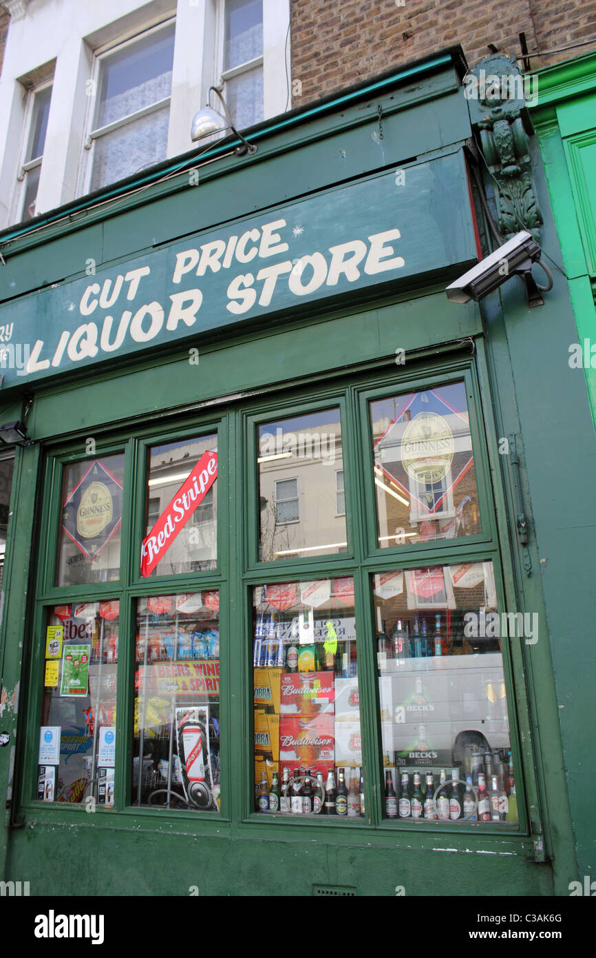 Cut Price Liquor Store, Notting Hill, London, England, UK Stock Photo