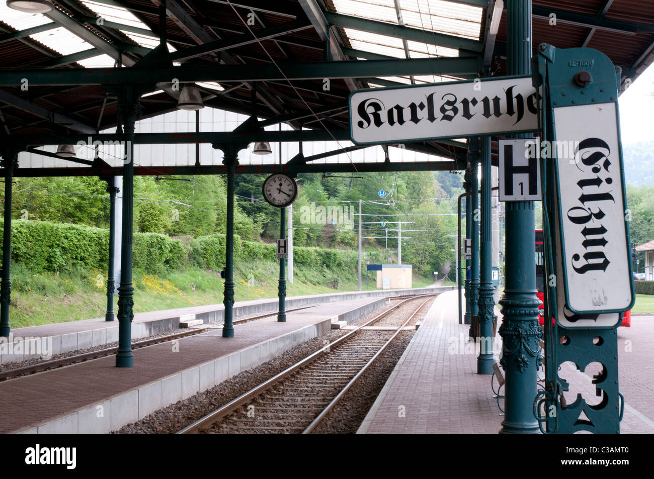 Historischer bahnhof hi res stock photography and images Alamy