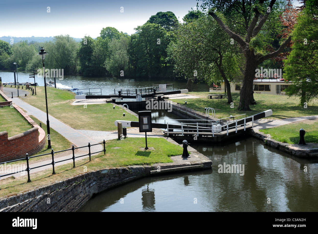 Locks linking the canal to the river at Stourport on Severn Worcestershire England Uk Stock Photo
