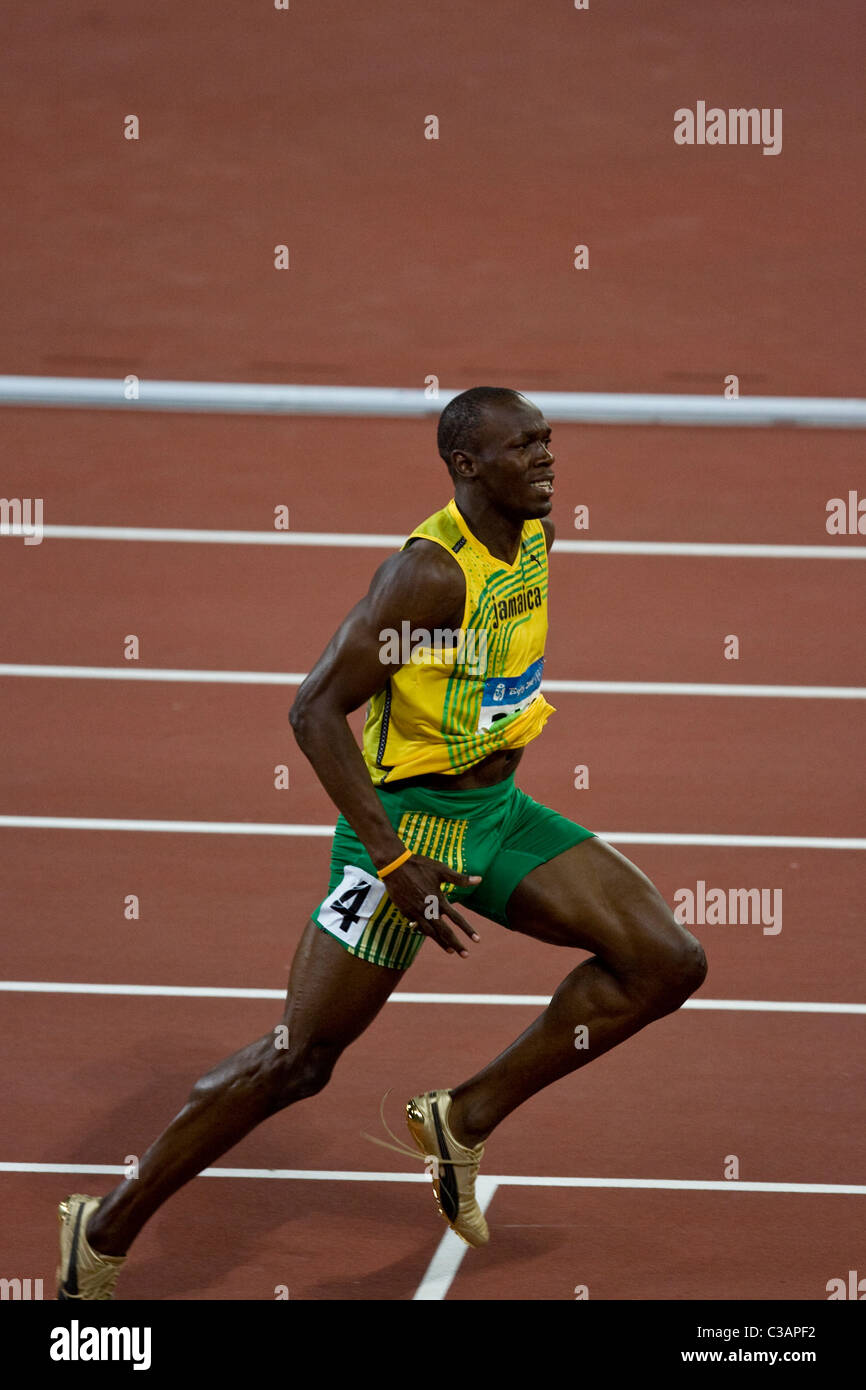 Usain Bolt wins the 100m in world record time of 9.69 seconds at the 2008  Olympic Summer Games, Beijing, China Stock Photo - Alamy