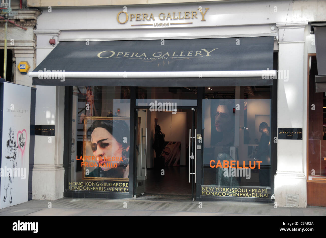 The Opera Gallery London, a contemporary & modern painting & sculpture