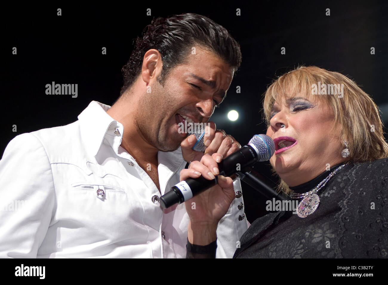 Pablo Montero and Lucecita Benitez performing live at Jose Miguel Agrelot Coliseum San Juan, Puerto Rico - 14.06.09 Stock Photo