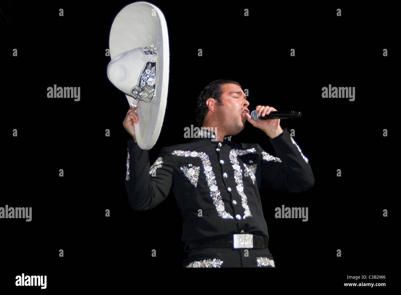 Pablo Montero performing live at Jose Miguel Agrelot Coliseum San Juan, Puerto Rico - 14.06.09 Stock Photo
