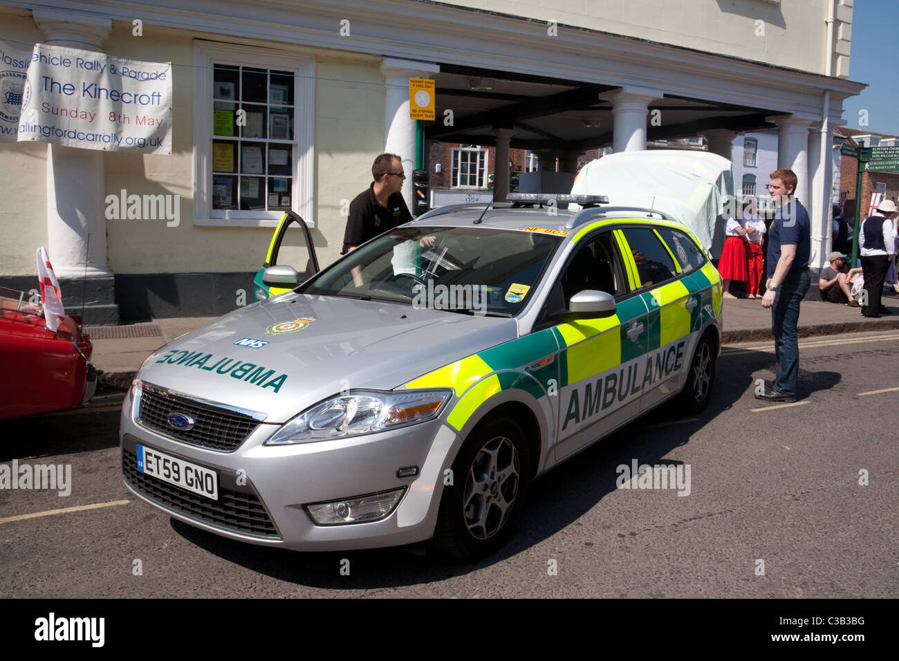 A paramedic setting up at the town fair, Wallingford, Oxfordshire UK Stock Photo