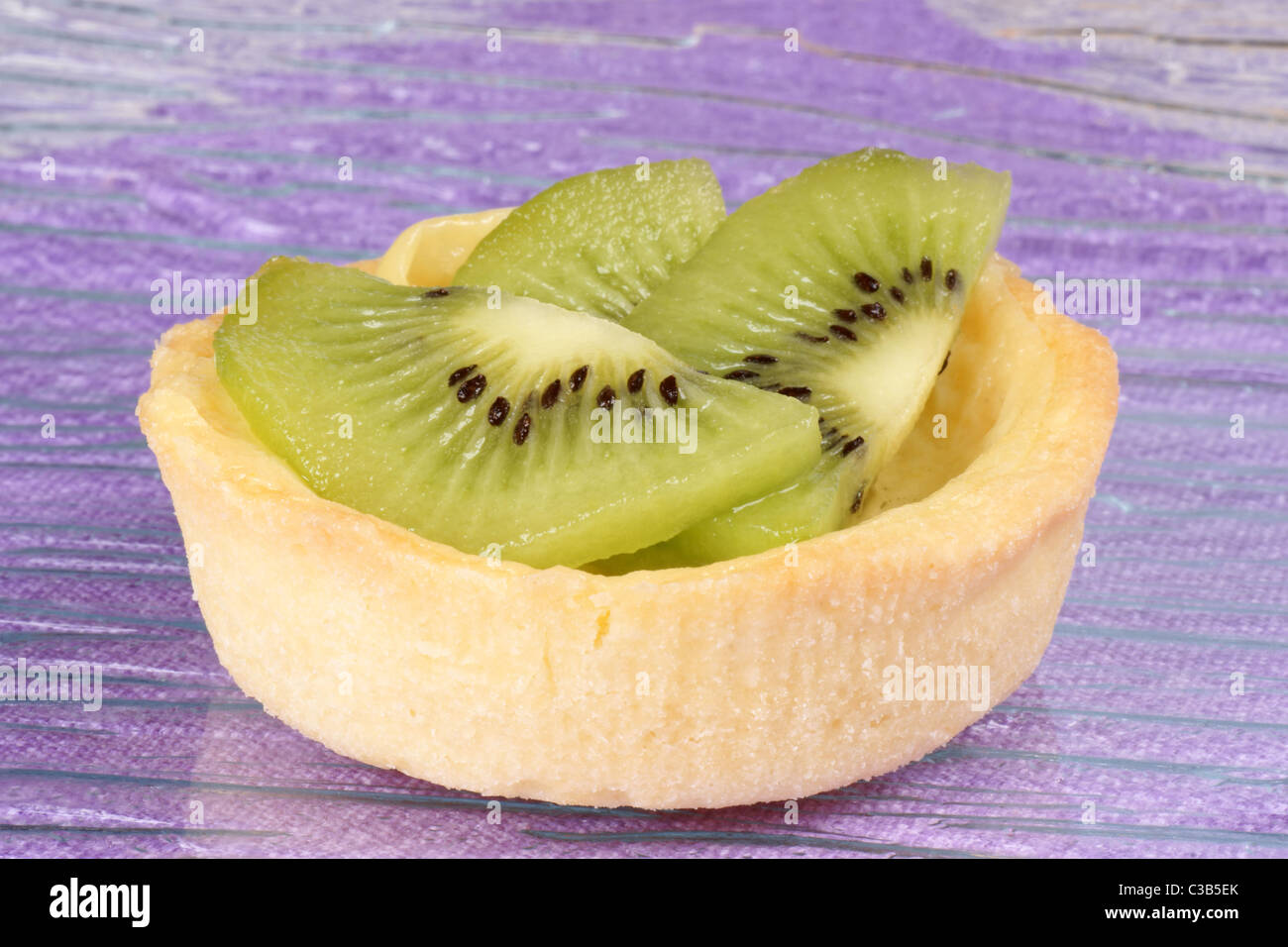 Mini kiwi hi-res stock photography and images - Alamy