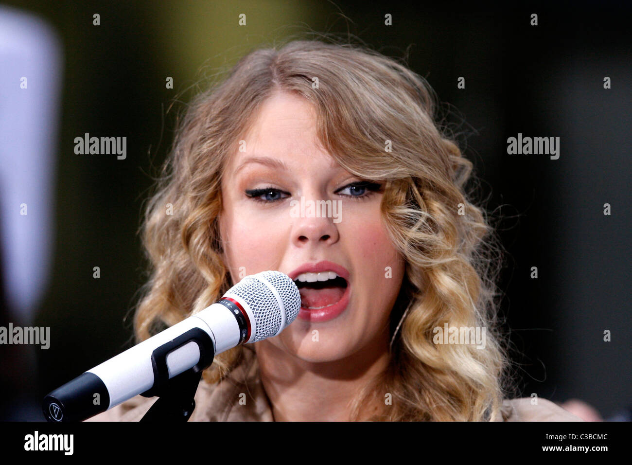 Taylor Swift performs on NBC's 'Today' show concert series at