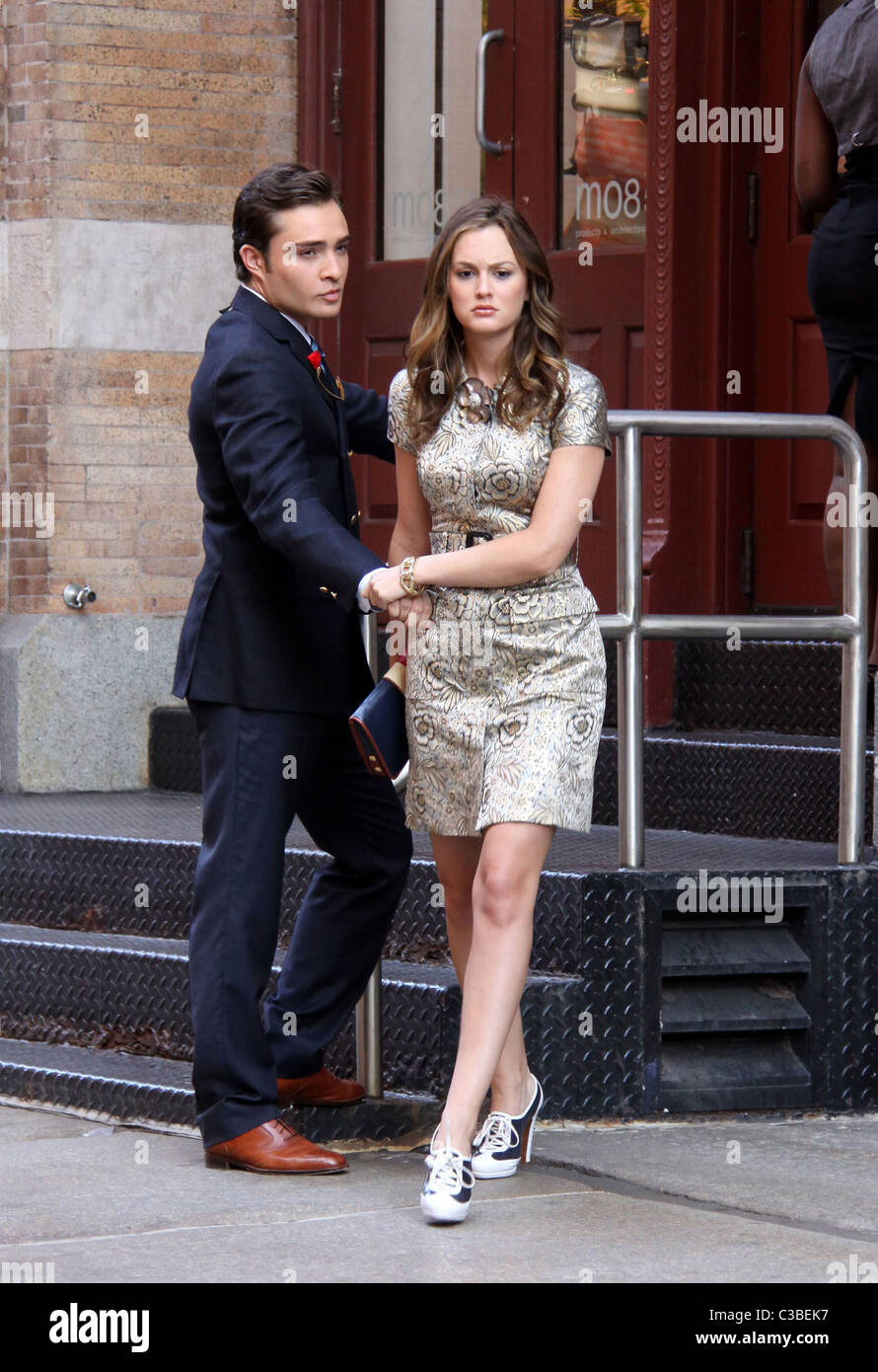 Ed Westwick and Leighton Meester filming a romantic scene on the set of 