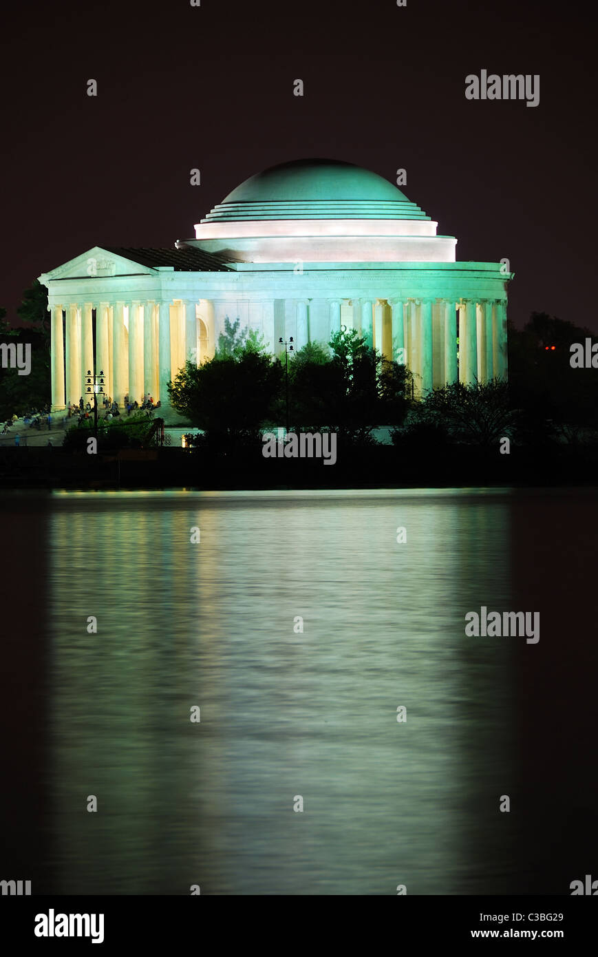 Jefferson Memorial at night over lake with reflection in Washington dc. Stock Photo