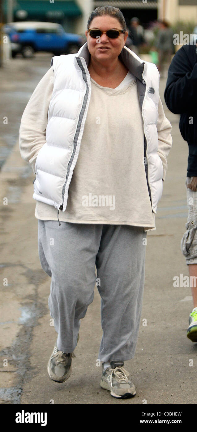 Mindy cohn hi-res stock photography and images - Alamy