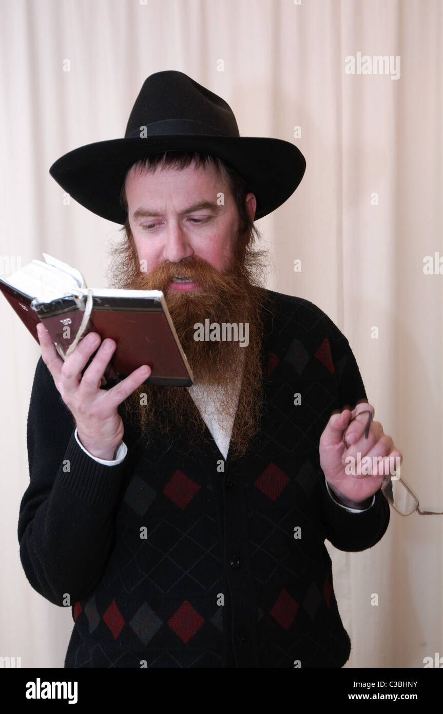 Jewish man praying Stock Photo