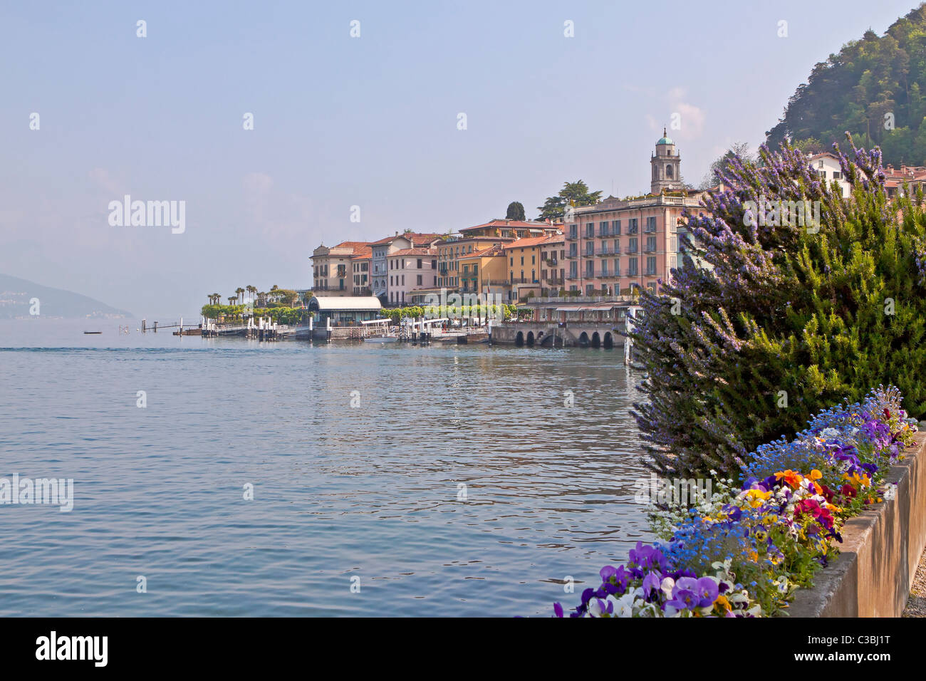 berühmtes Dorf am Lago di Como Stock Photo