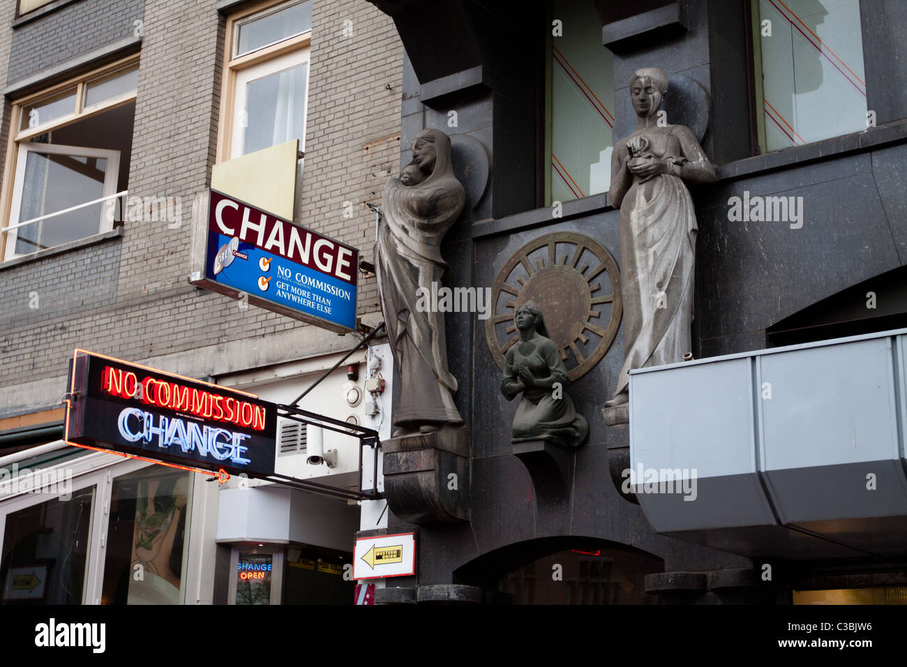 Currency Exchange at No Commission signs in Amsterdam Stock Photo Alamy