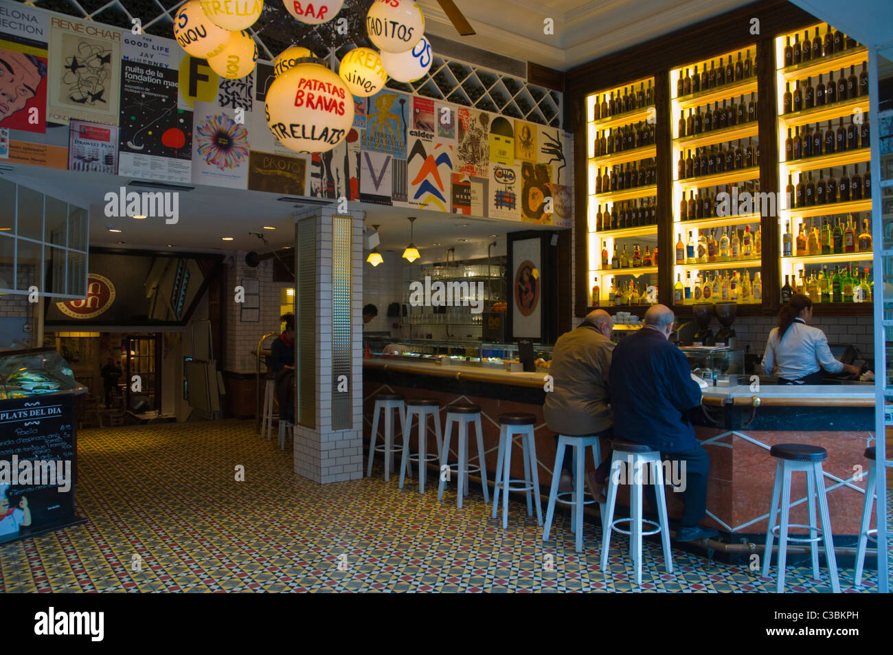 Tapas restaurant barcelona hires stock photography and images Alamy