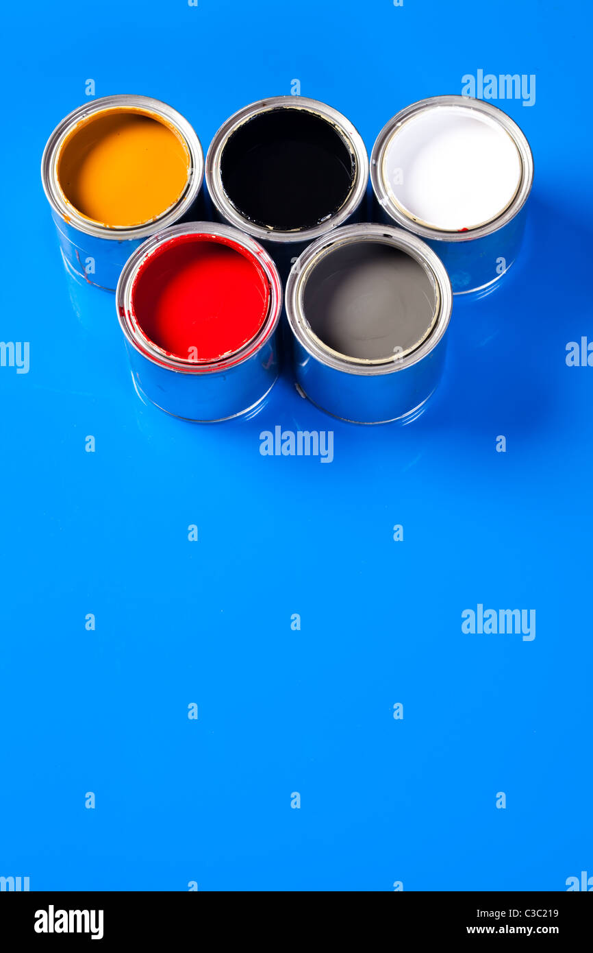 cans of paint Stock Photo Alamy