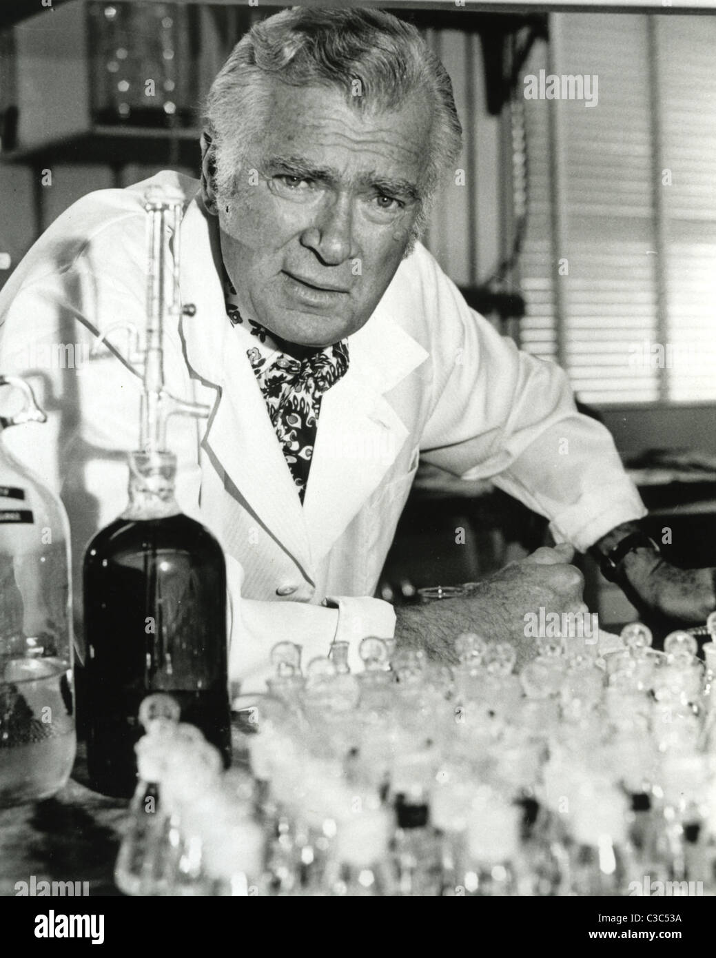 Buddy Ebsen Stock Photos & Buddy Ebsen Stock Images - Alamy