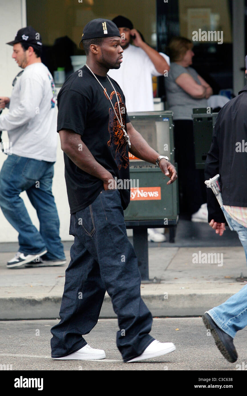 50 Cent, aka Curtis Jackson, on the set of HBO's 'Entourage' Los Angeles,  California - 12.06.09 Stock Photo - Alamy