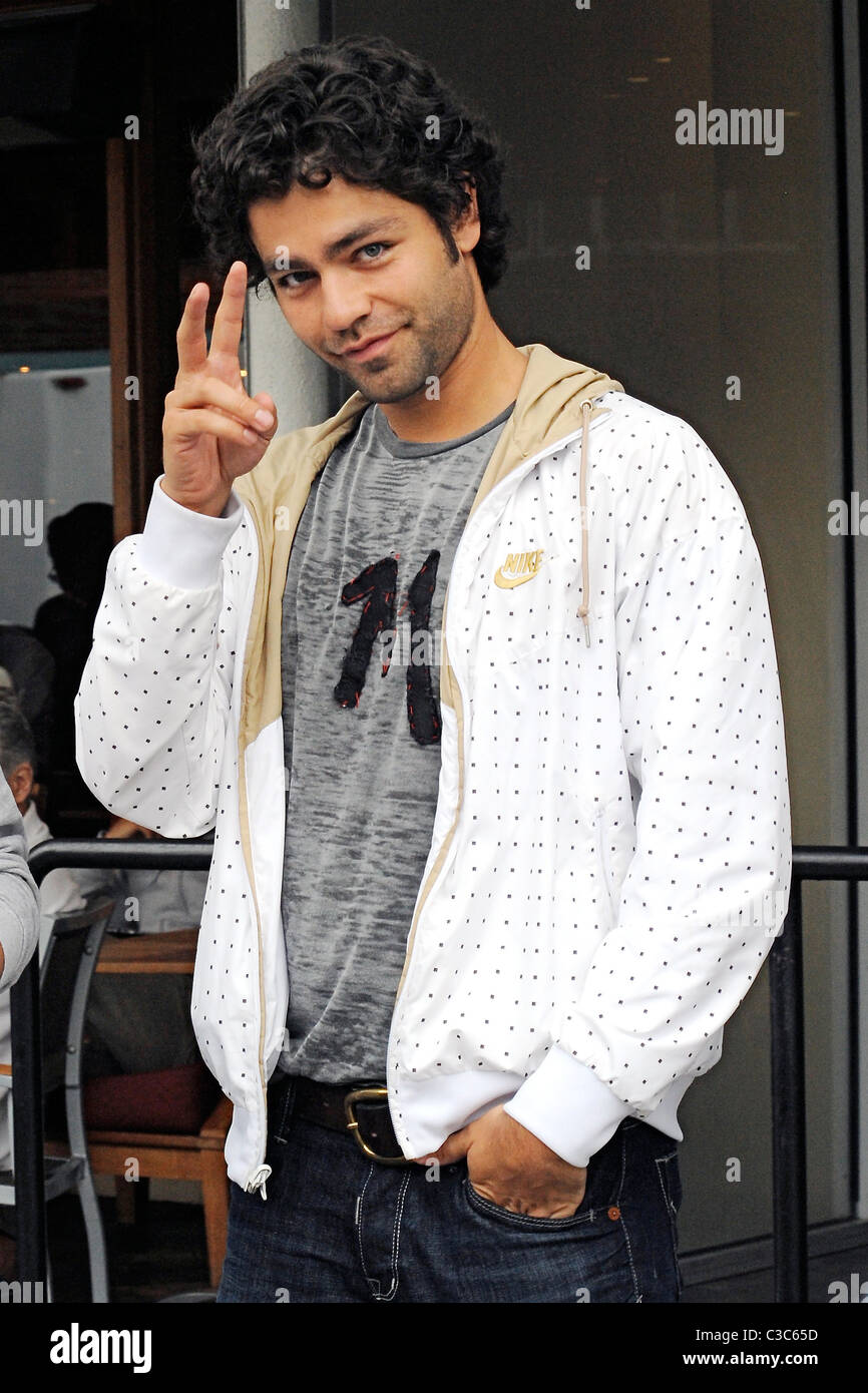 Adrian Grenier on the film set of HBO's 'Entourage' Los Angeles ...