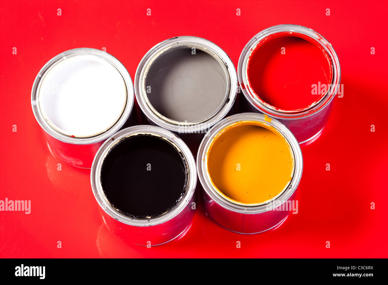 cans of paint Stock Photo Alamy