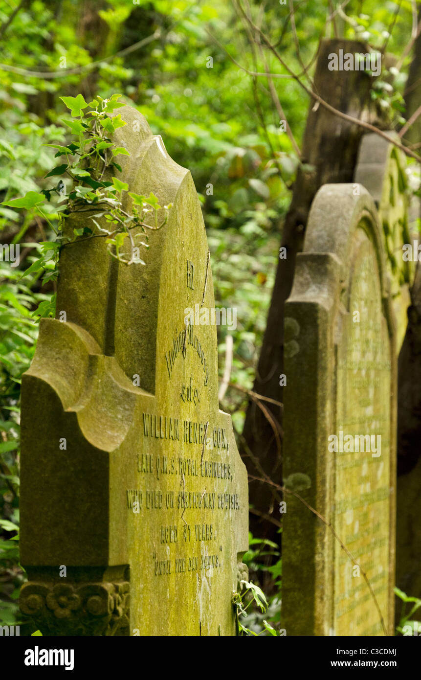 Graveyard at Nunhead cemetery, London, England, Great Britain, UK Stock Photo