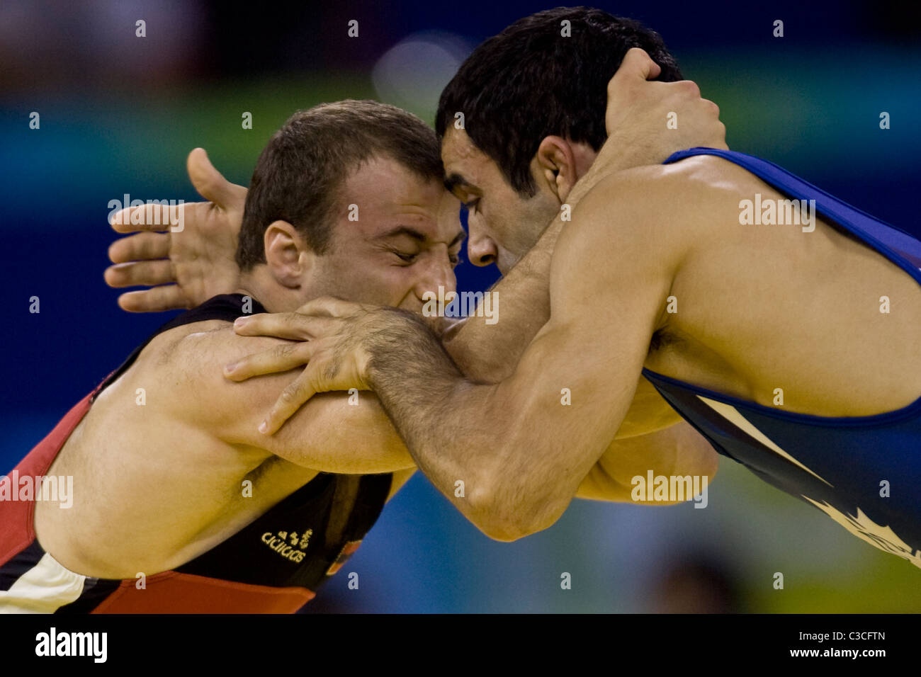 Sport olympics wrestling hi-res stock photography and images - Alamy