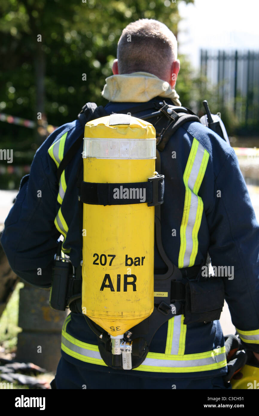 a leicestershire firefighter in breathing apparatus Stock Photo