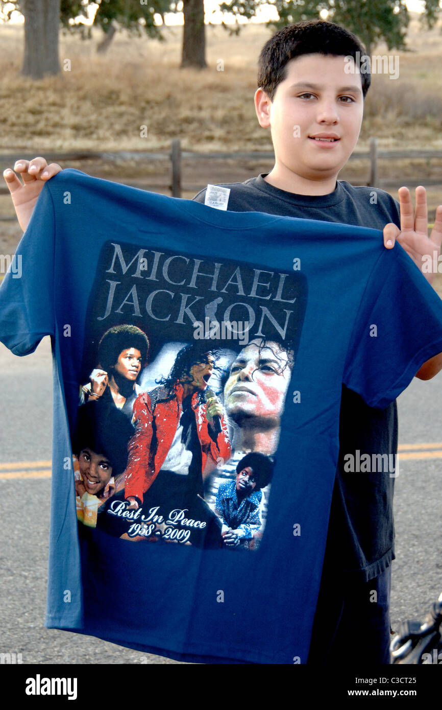 Michael jackson peace t shirt deals