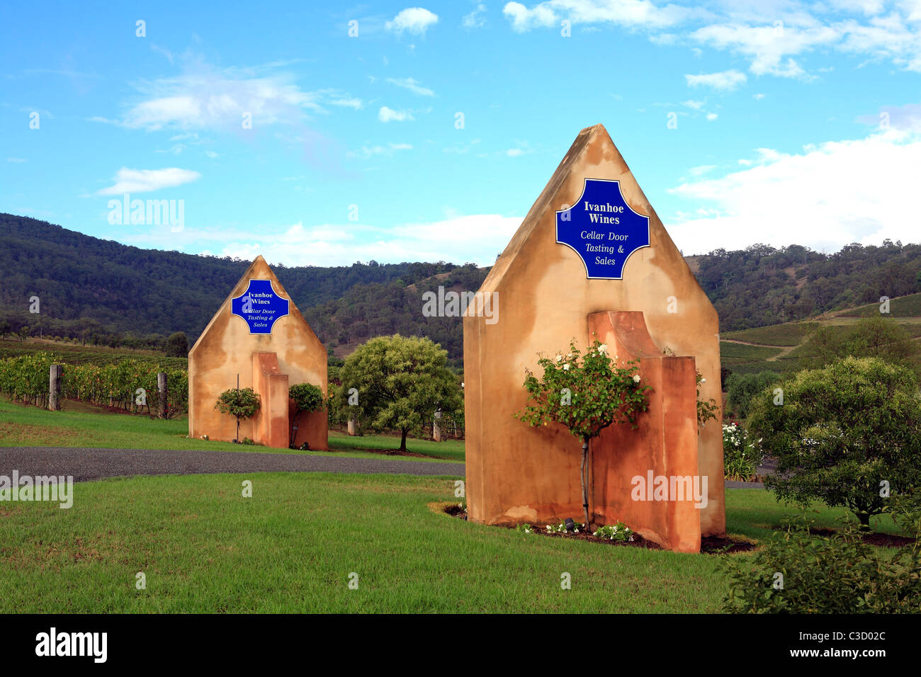 Entrance sign to cellar door and vineyard. Ivanhoe Wines, Pokolbin, Hunter Valley, New South Wales, Australia. Stock Photo