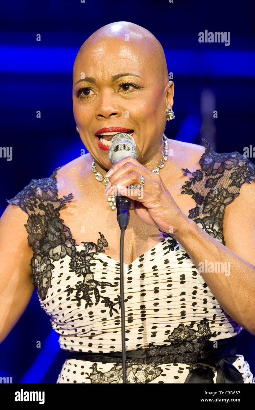 Bald female singer hi-res stock photography and images - Alamy