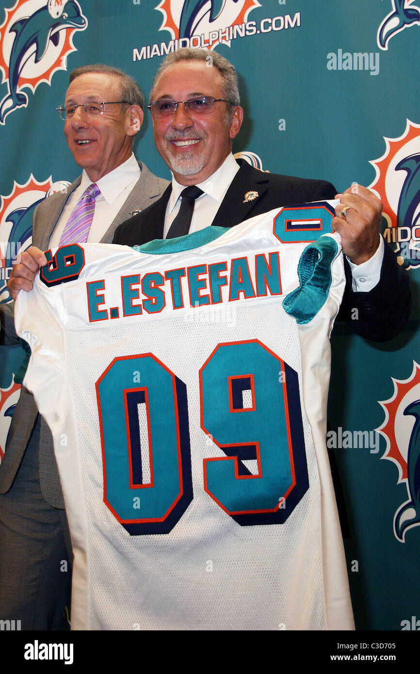 Stephen M. Ross and Emilio Estefan A press conference to announce that ...