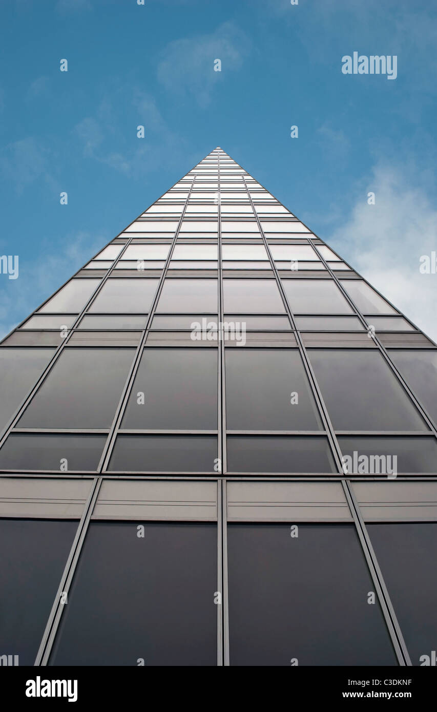 Triangle building hi-res stock photography and images - Alamy